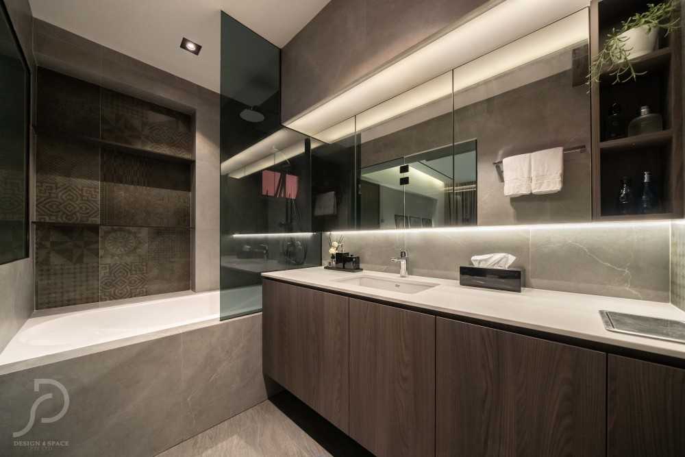 Modern Bathroom with Mirror and Shower Screen