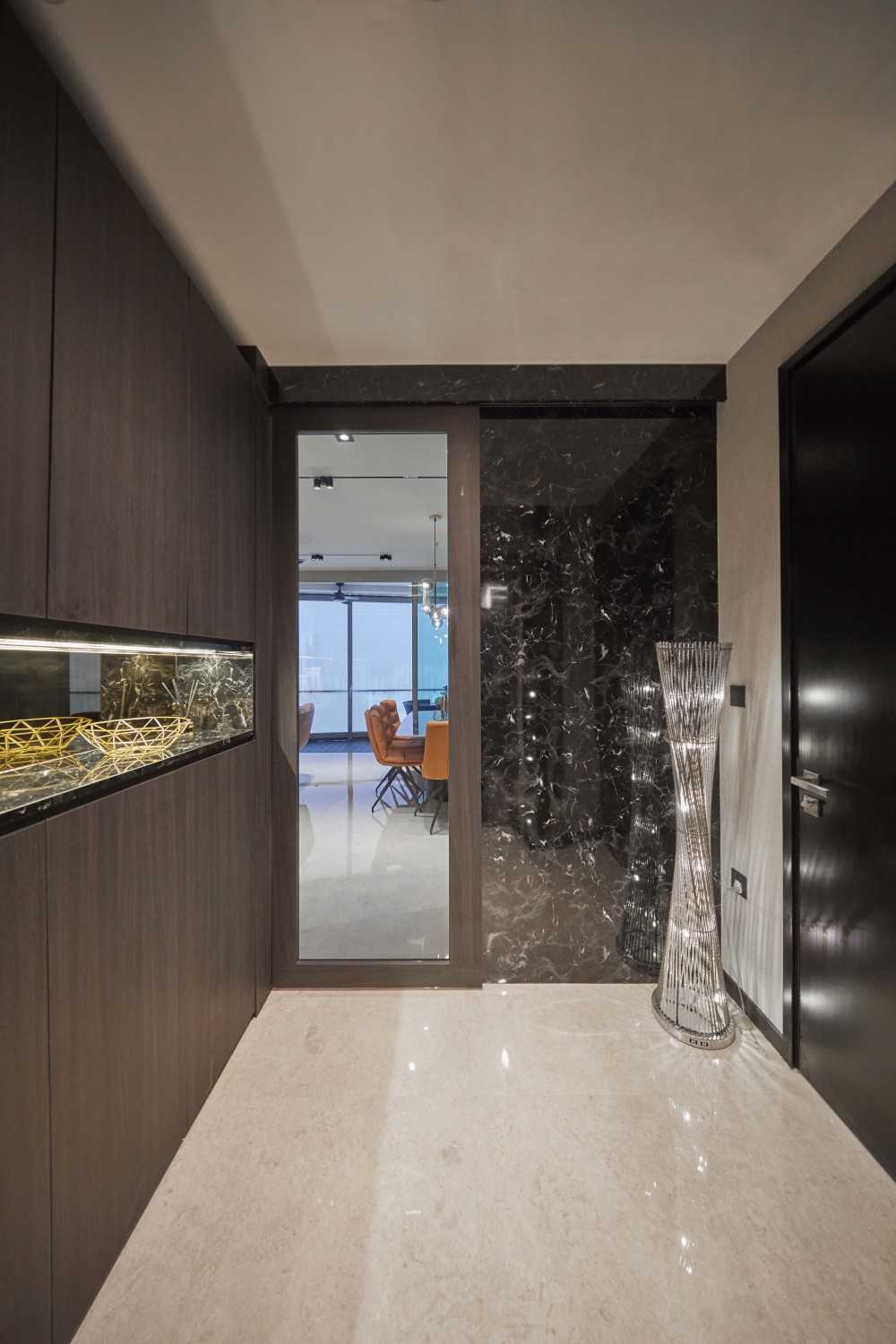 Modern Foyer with Mirror and Display Cabinets