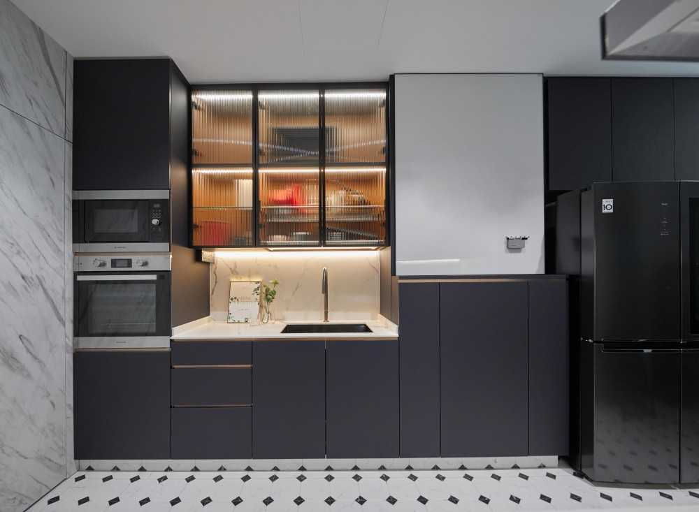 Modern Kitchen with Kitchen Accessories and Kitchen Tap