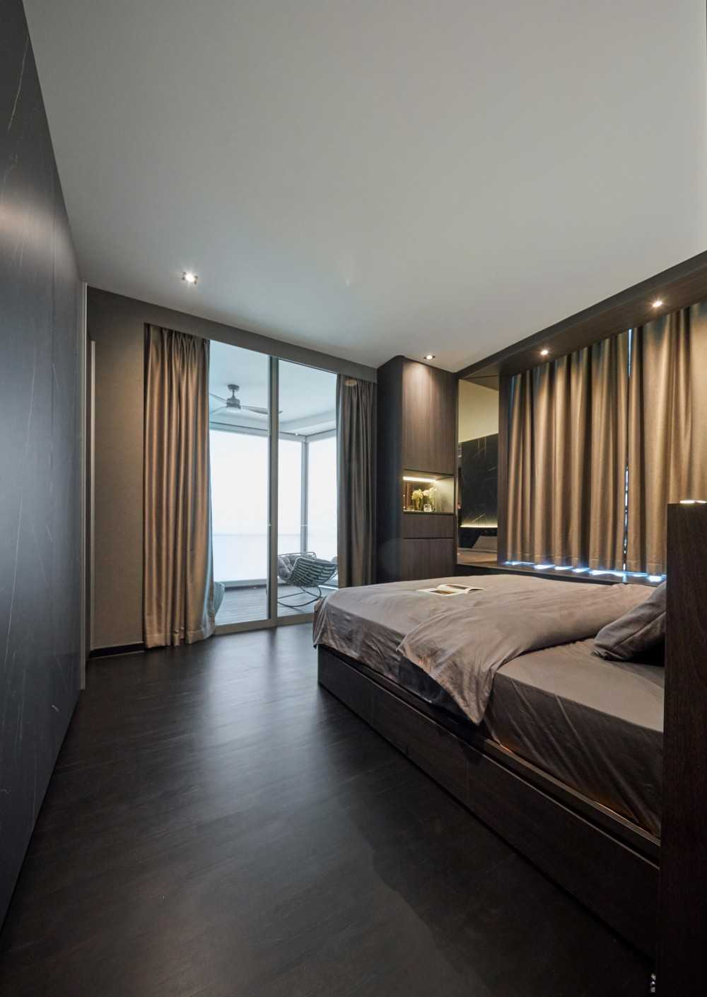 Modern Bedroom with Window Seat and Window Grille