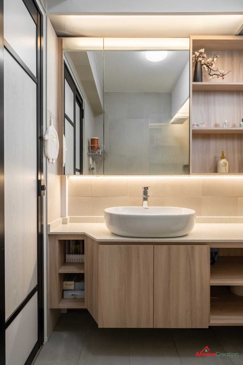 Contemporary Bathroom with Mirror and Shower Screen