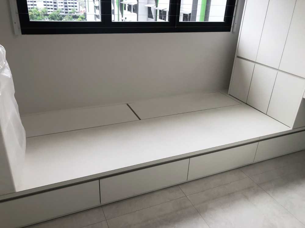 Scandinavian Bedroom with Built-in Bed and Window Grille