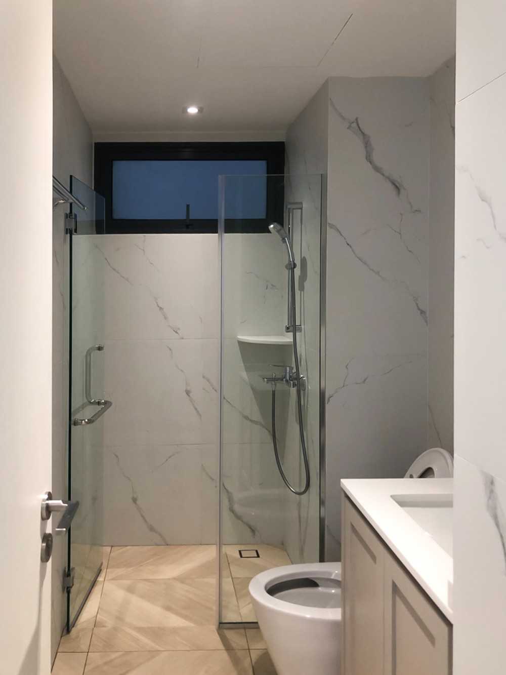 Scandinavian Bathroom with Shower Screen and Window Grille