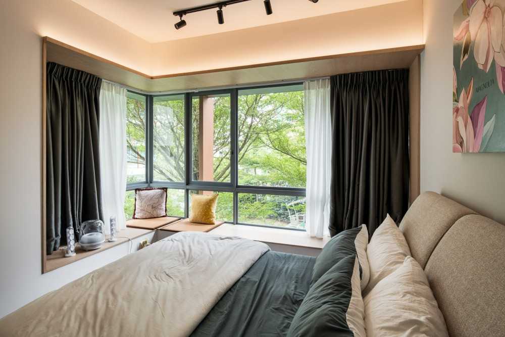 Contemporary Bedroom with Bookshelf and Platform Bed