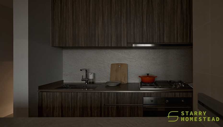 Modern Kitchen with Open Kitchen and Kitchen Cabinets