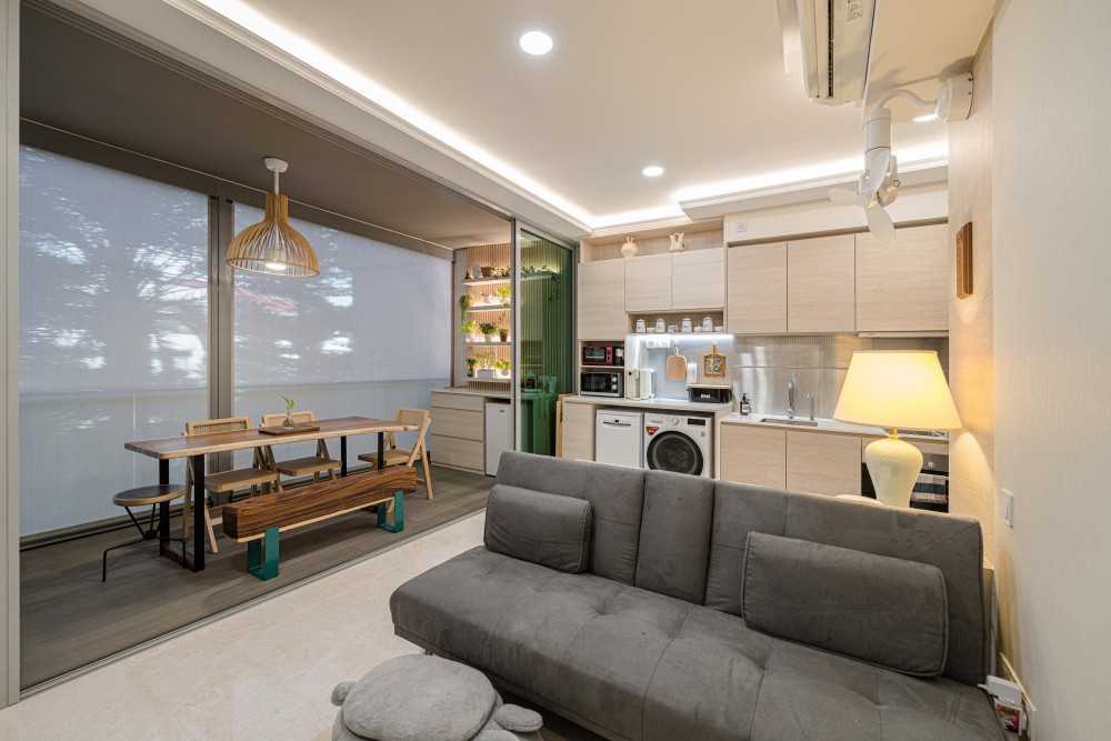 Modern Kitchen with Countertop and Open Kitchen
