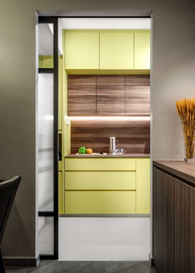 Modern Kitchen with Countertop and Flooring