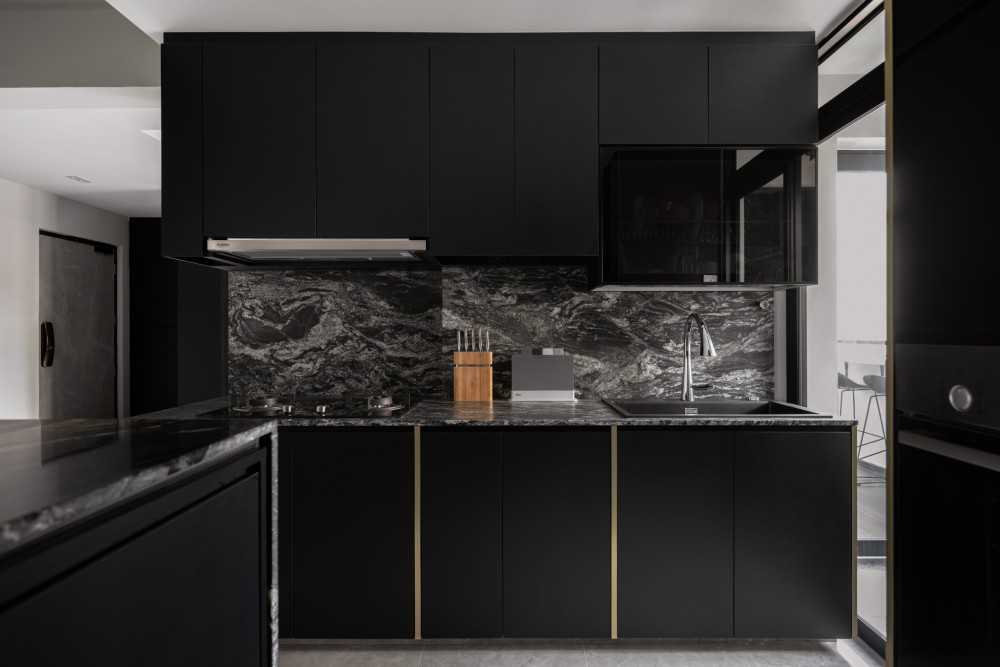 Modern Kitchen with Countertop and Marble Floor