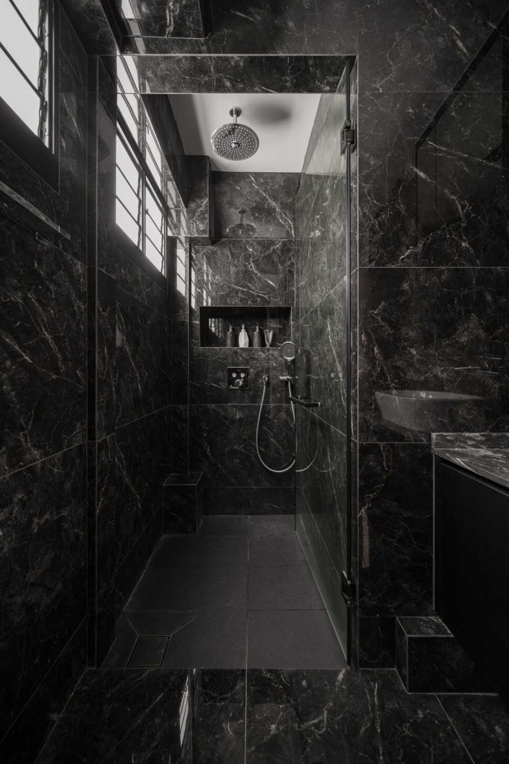 Modern Bathroom with Marble Floor and Rainshower