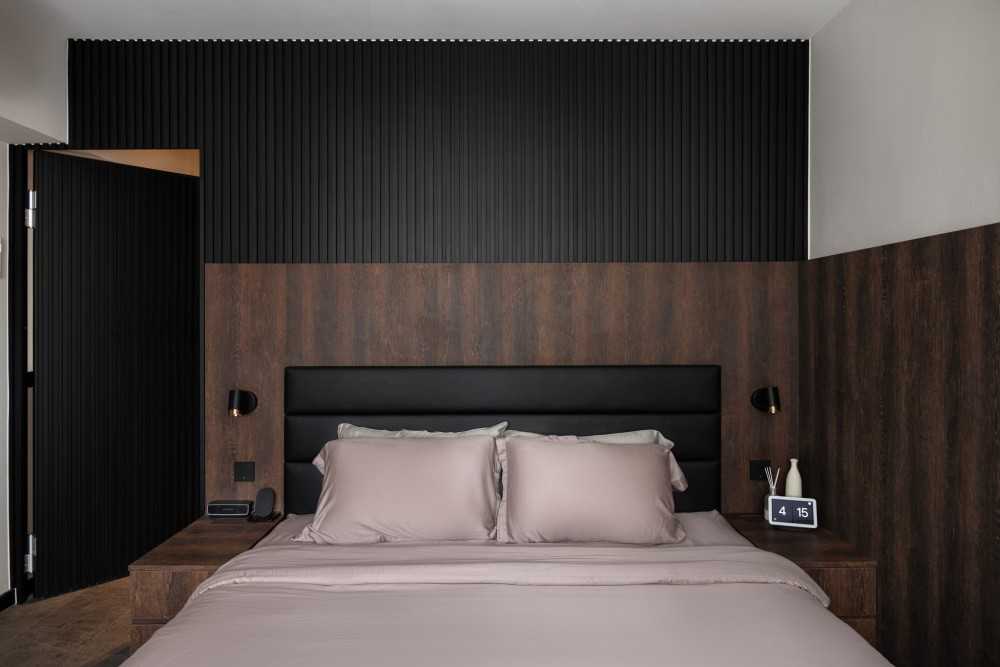 Modern Bedroom with Feature Wall and Bedside Table