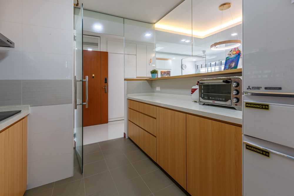 Scandinavian Kitchen with Countertop and Homogeneous Tiles