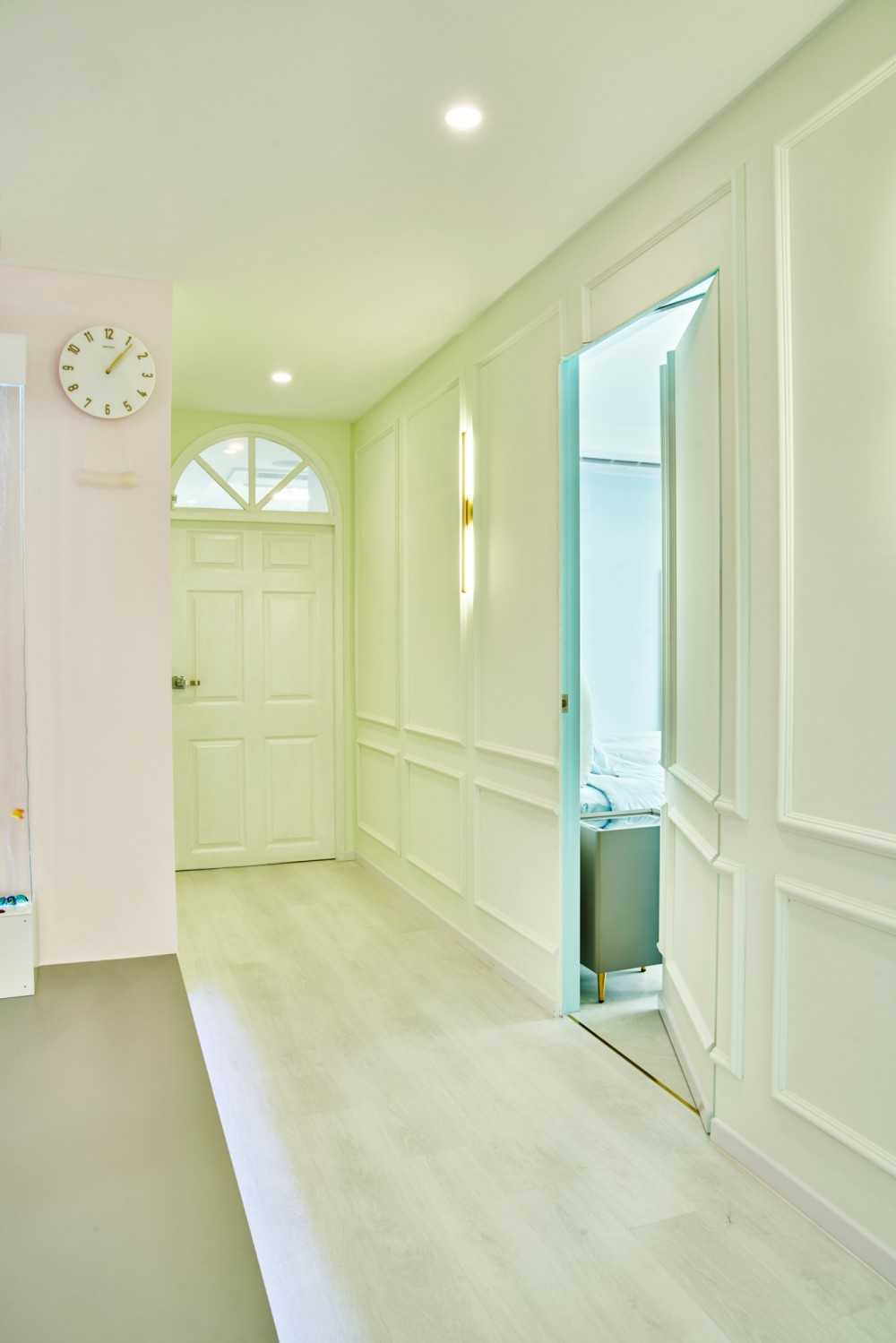 Scandinavian Hallway with Vinyl Flooring and Feature Wall