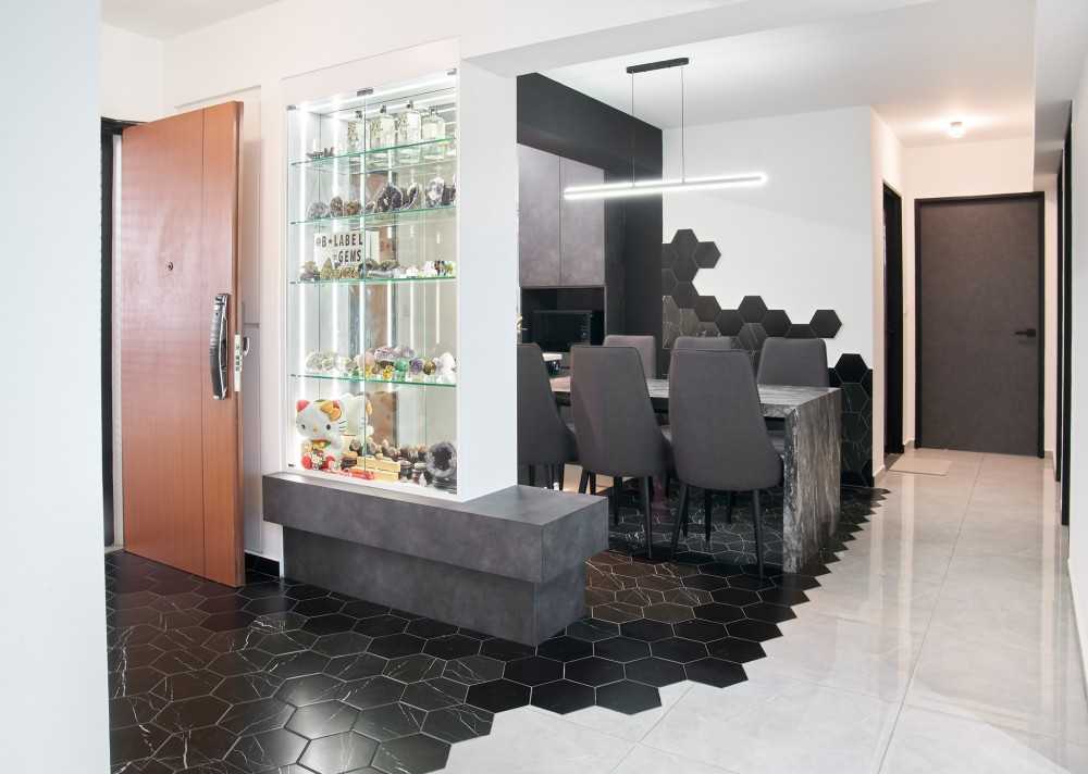 Modern Entryway with Mirror and Seating Bench