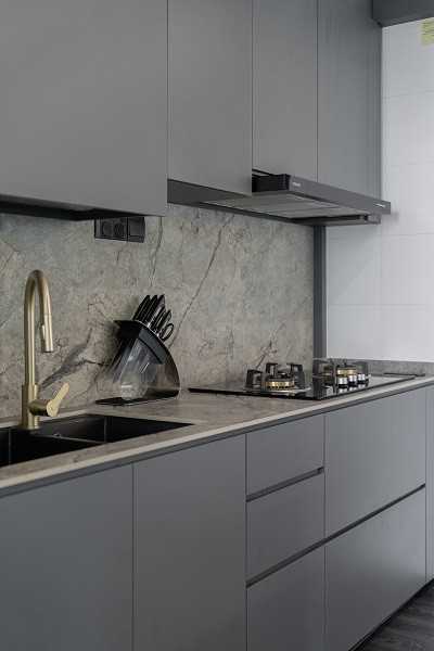 Modern Kitchen with Countertop and Vinyl Flooring