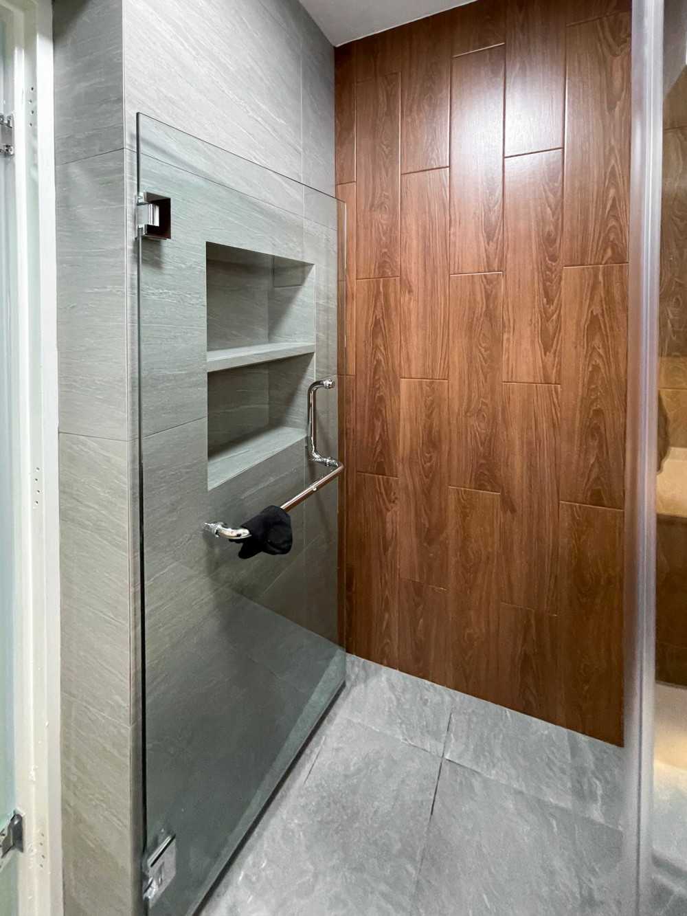 Scandinavian Bathroom with Shower Screen and Bathroom Storage