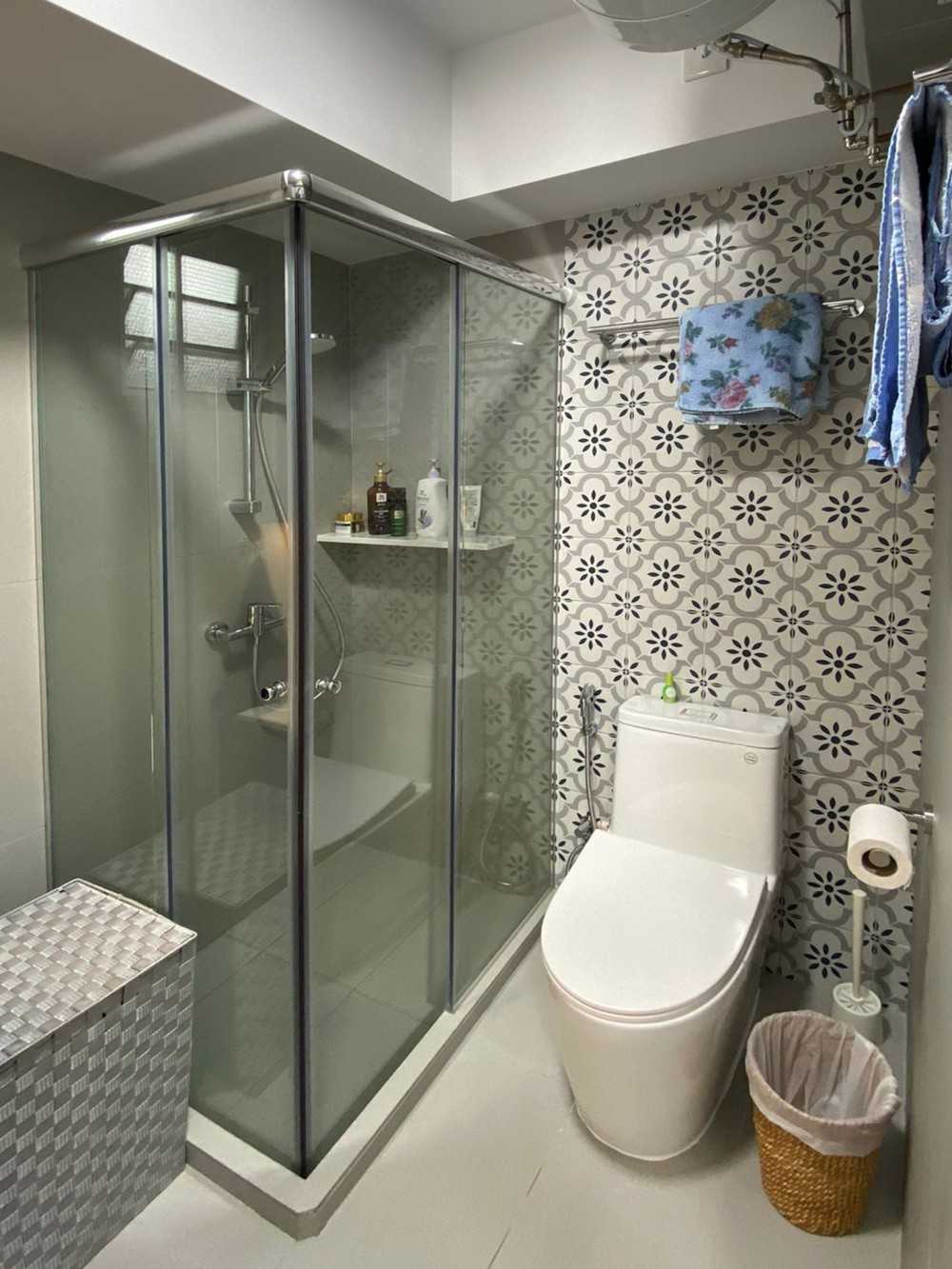 Scandinavian Bathroom with Feature Wall and Shower Screen