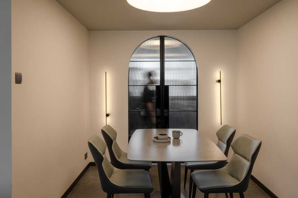 Contemporary Dining Room with Ceiling Light and Dining Table