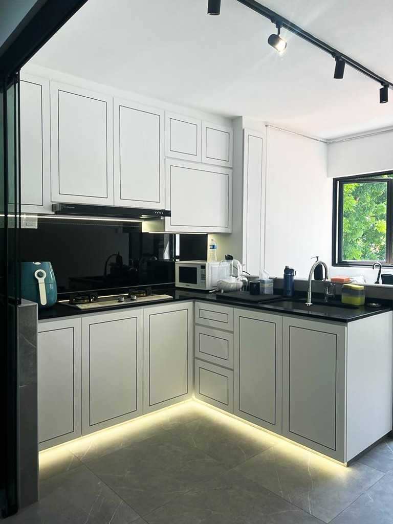 Modern Kitchen with Kitchen Accessories and Kitchen Tap