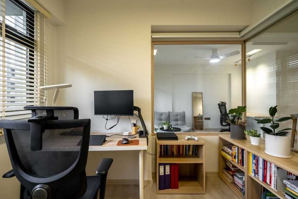 Minimalist Home Office with Desk and Desk Chairs