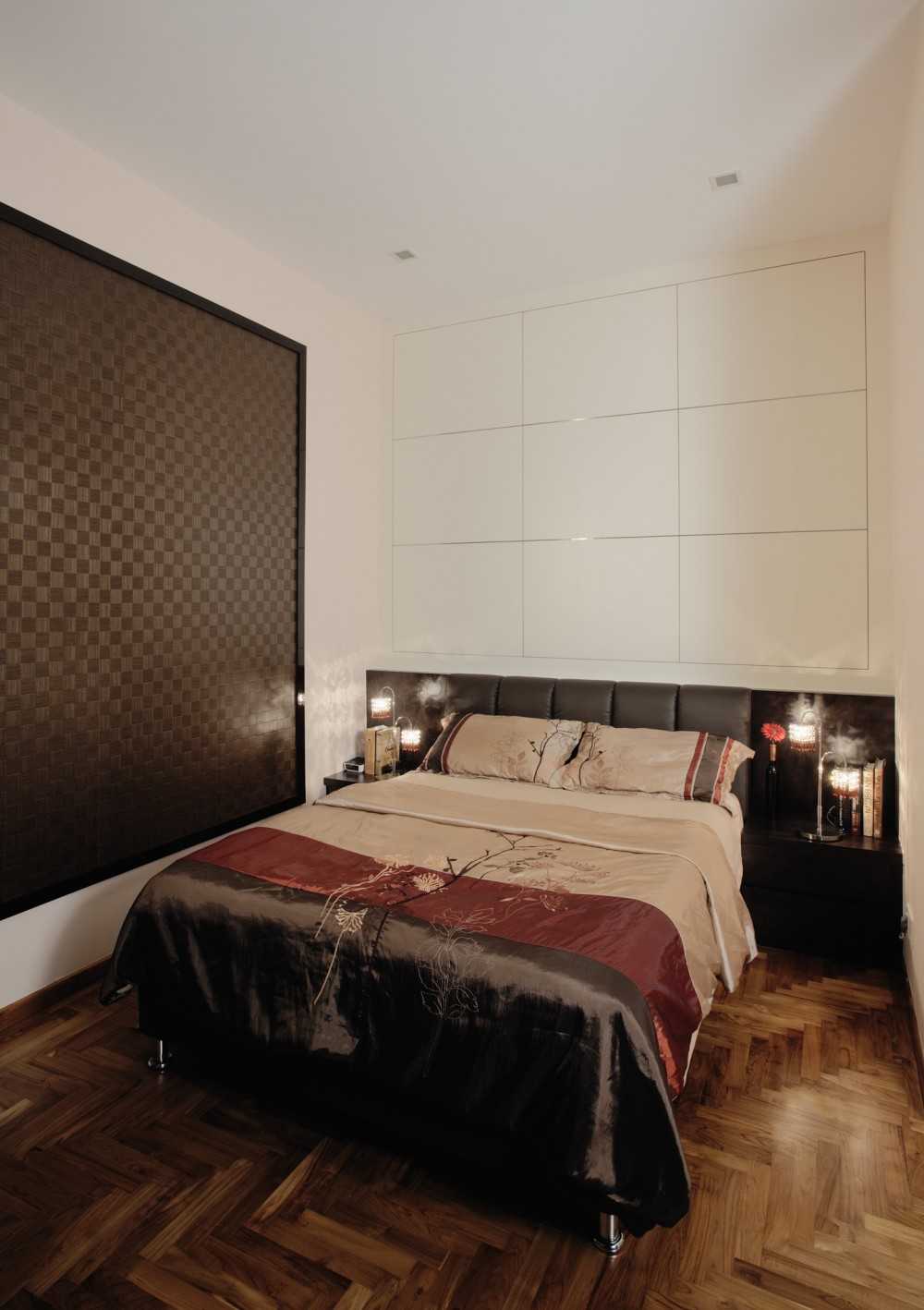 Modern Bedroom with Parquet Floor and Feature Wall