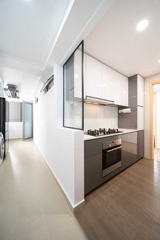 Scandinavian Service Yard with Homogeneous Tiles and Washing Machine