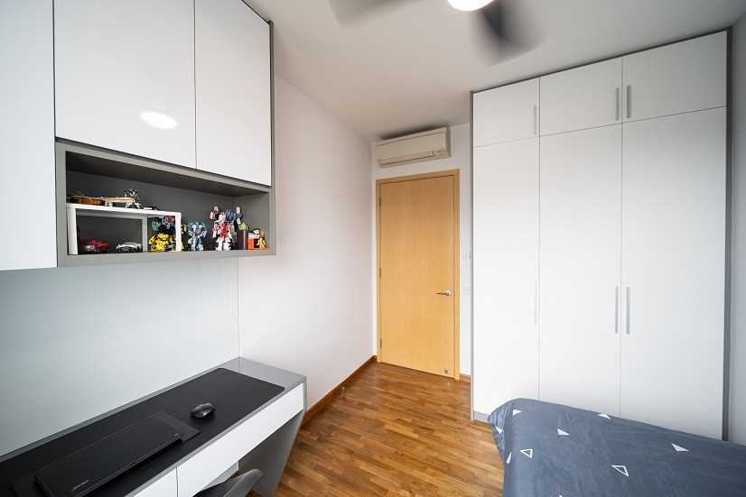 Scandinavian Bedroom with Bookshelf and Vinyl Flooring