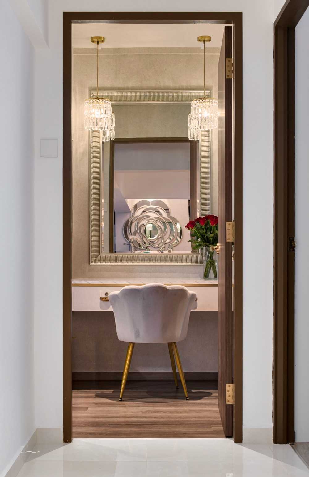 Modern Entryway with Mirror and Bathroom Mirrors