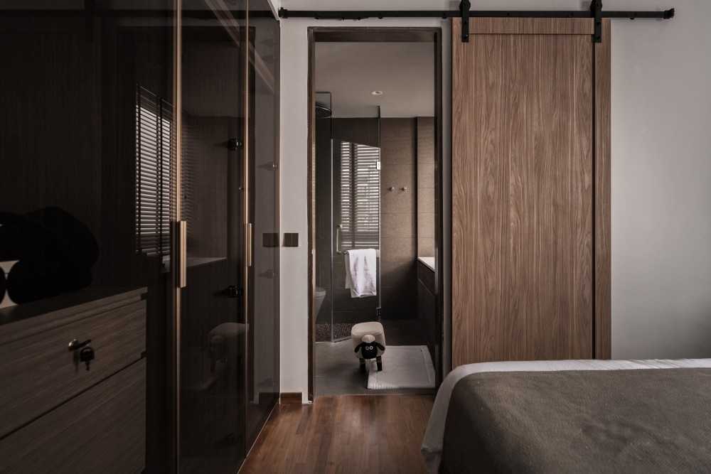 Contemporary Bedroom with Built-in Bed and Bedside Table