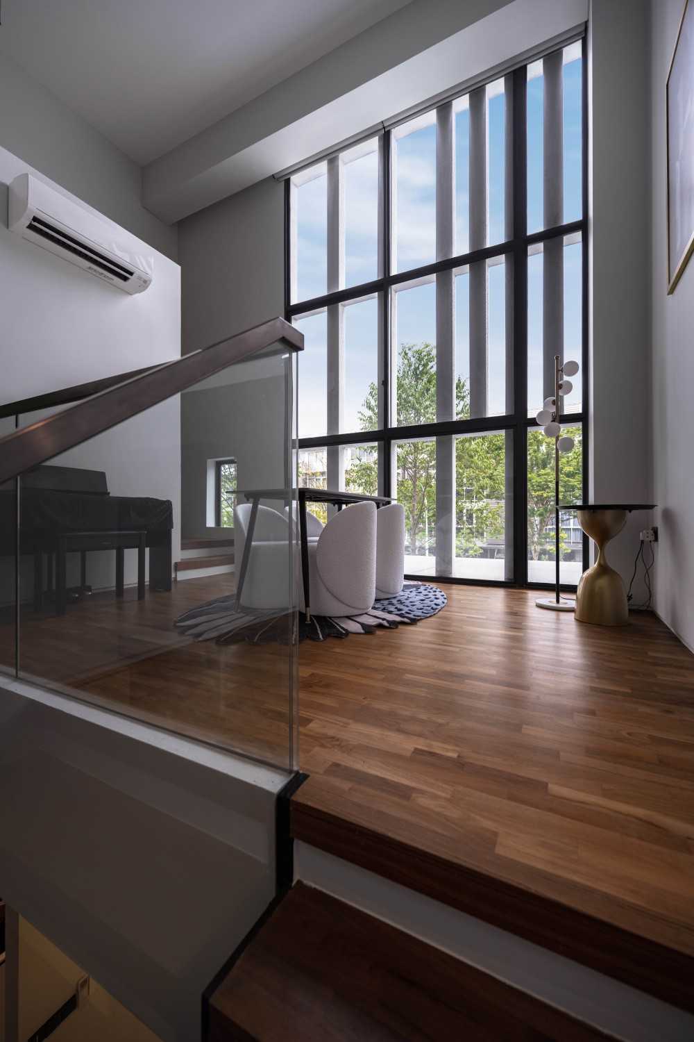Contemporary Gaming Room with Settee and TV Console