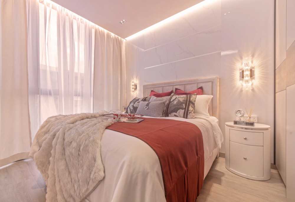 Modern Bedroom with Built-in Bed and Closet