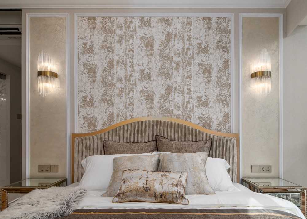 Modern Bedroom with Built-in Bed and Downlights
