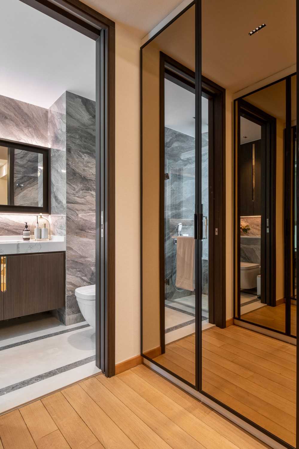 Asian Bathroom with Mirror and Bathroom Storage