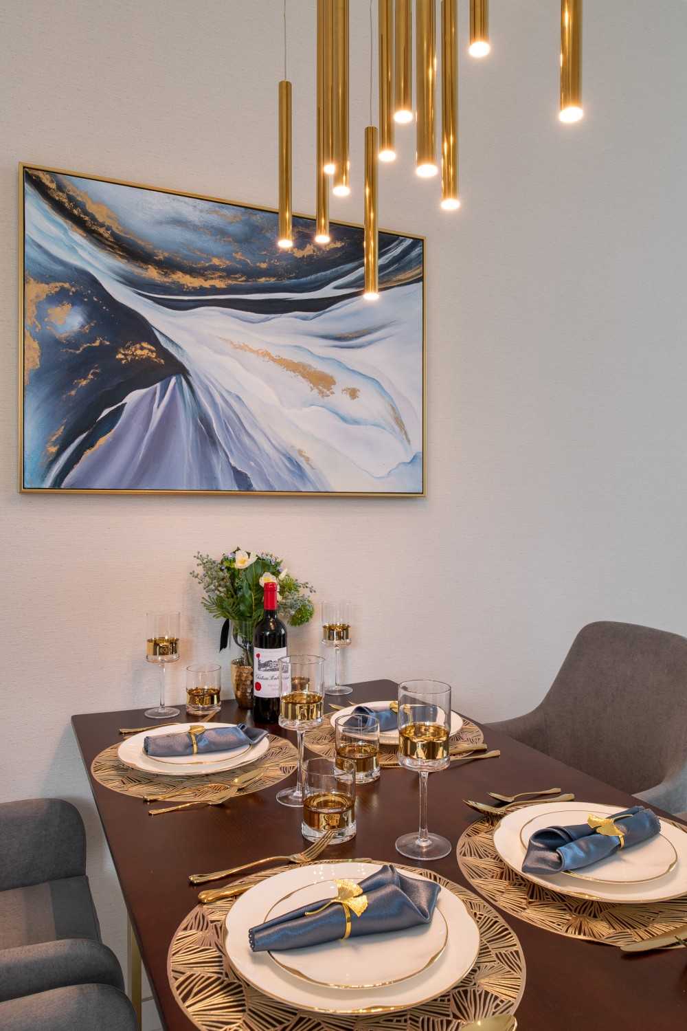 Asian Dining Room with Dining Table and Dining Chairs