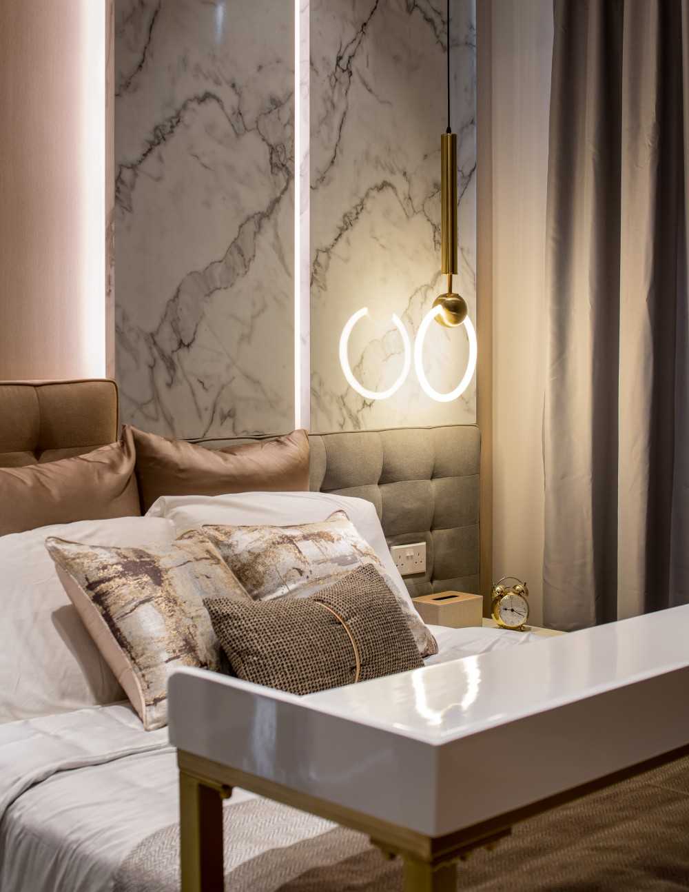Modern Bedroom with Bedside Table and Queen Bed