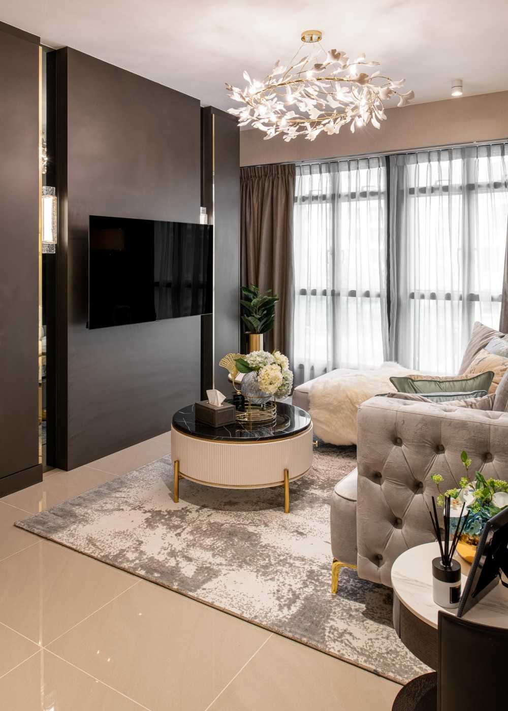 Modern Living Room with Feature Wall and Mirror