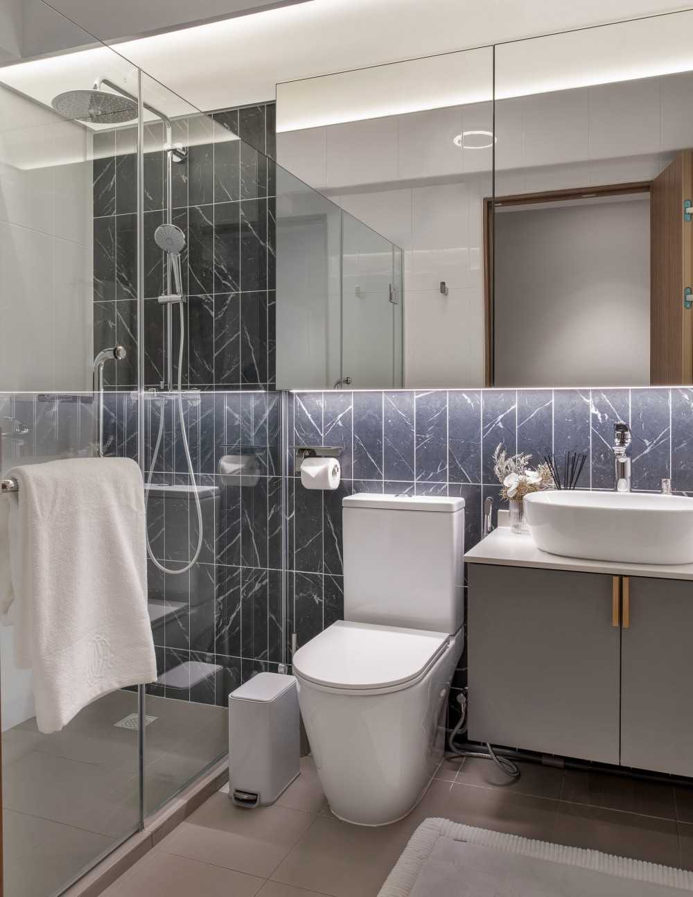 Modern Bathroom with Mirror and Shower Screen