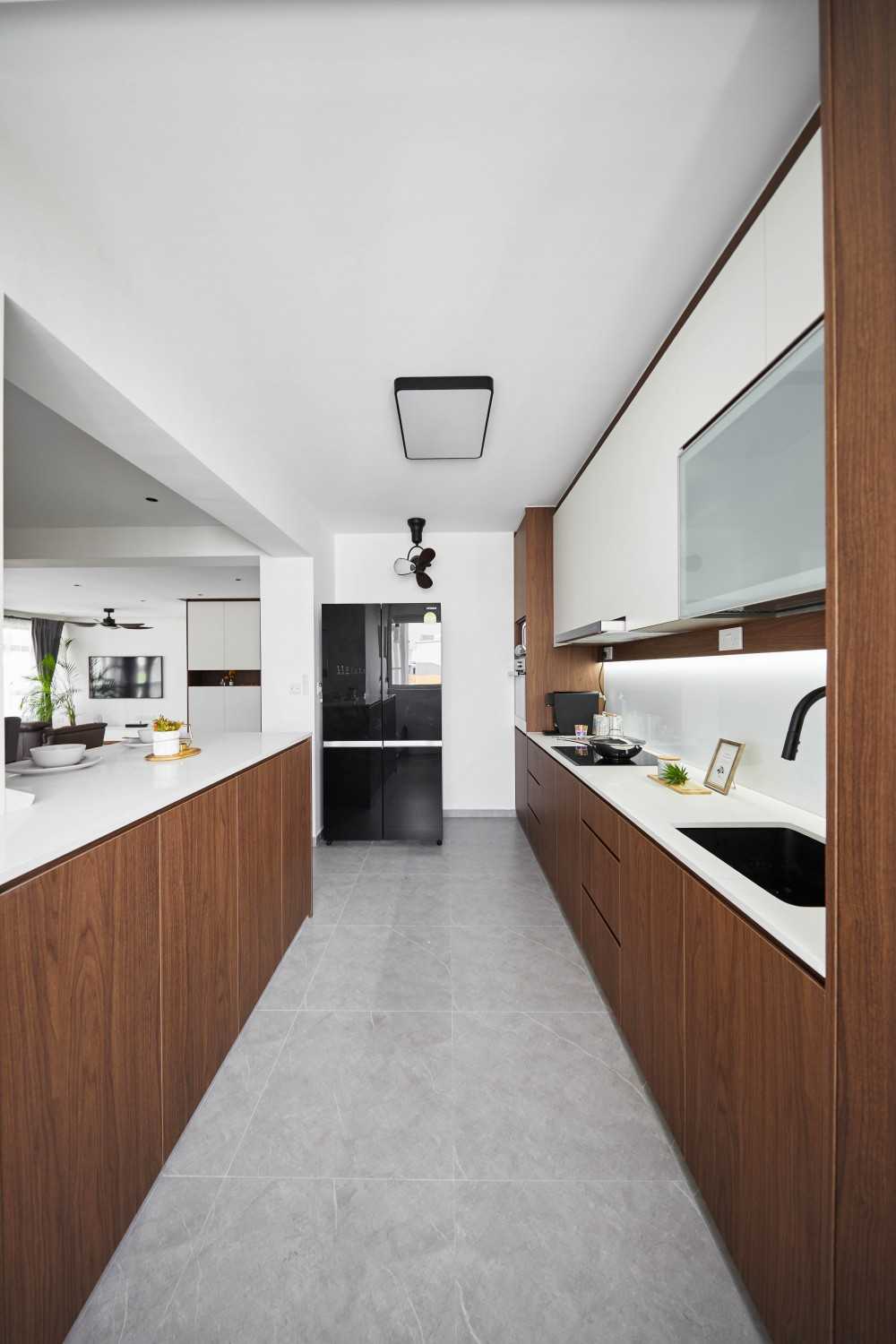 Contemporary Kitchen with Kitchen Island and Storage Cabinets