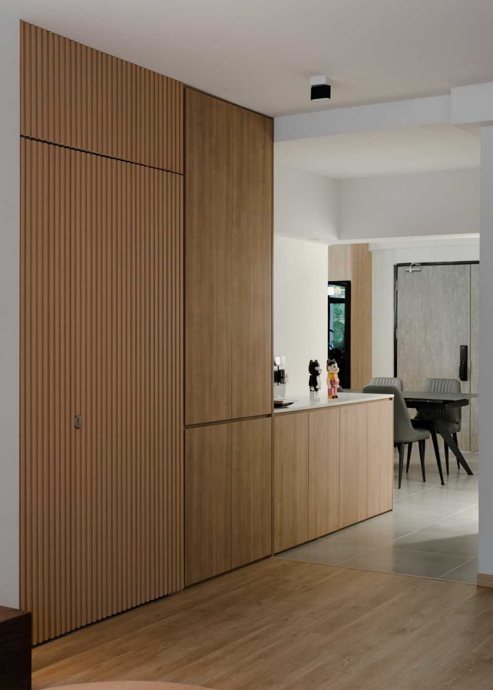 Scandinavian Entryway with Vinyl Flooring and Dining Chairs
