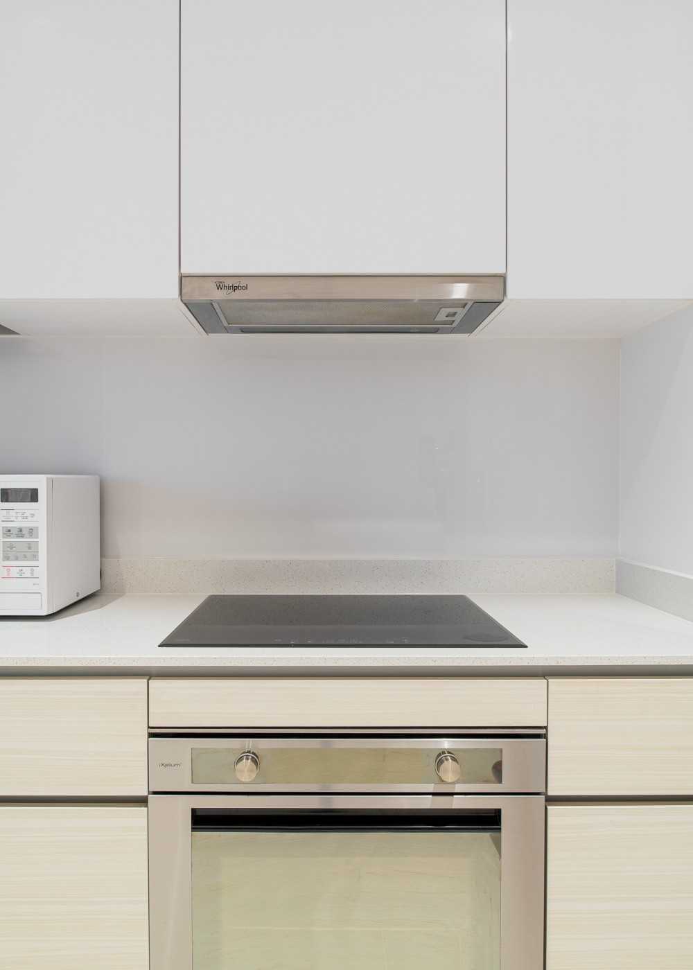 Modern Kitchen with Kitchen Island and Breakfast Counter