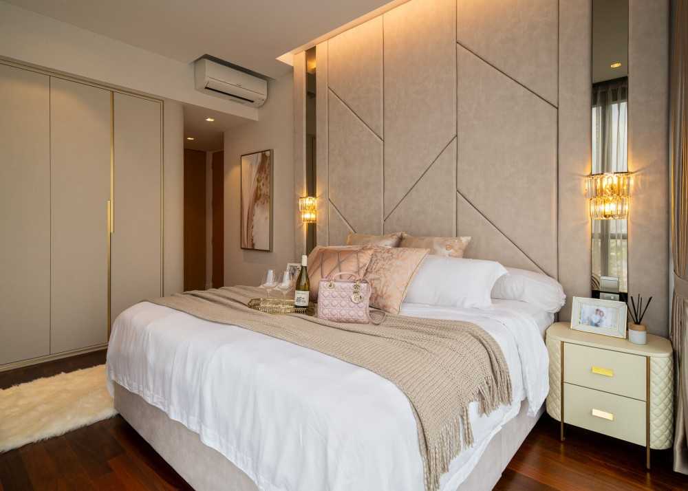 Modern Bedroom with Wardrobe and Sliding Wardrobe