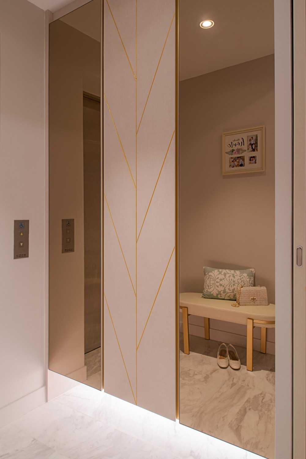 Modern Entryway with Mirror and Seating Bench