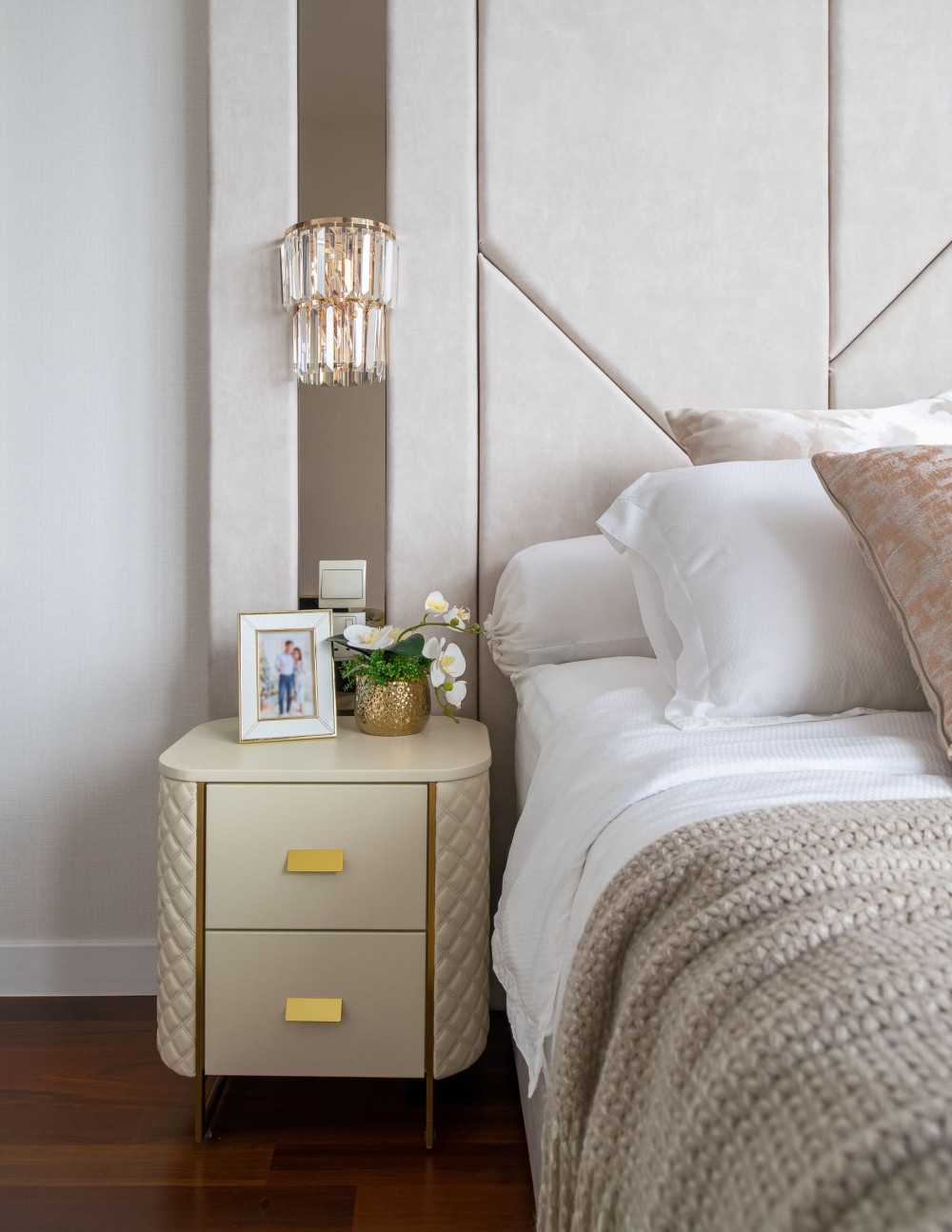 Modern Bedroom with Wardrobe and Sliding Wardrobe