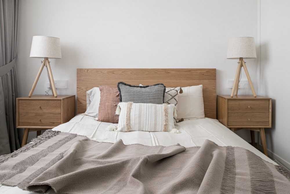 Scandinavian Bedroom with Closet and Queen Bed