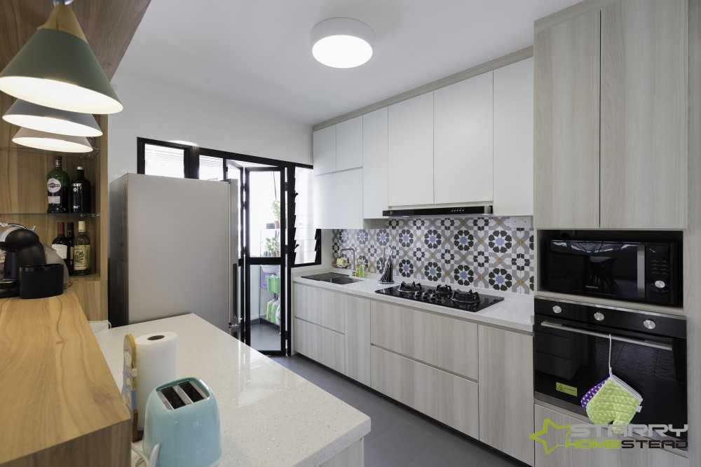 Scandinavian Kitchen with Kitchen Backsplash and Kitchen Cabinets