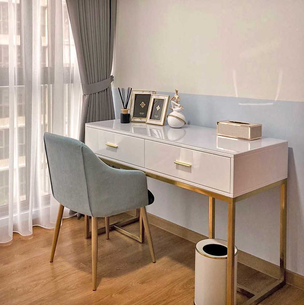 Modern Study with Ceiling Light and Desk