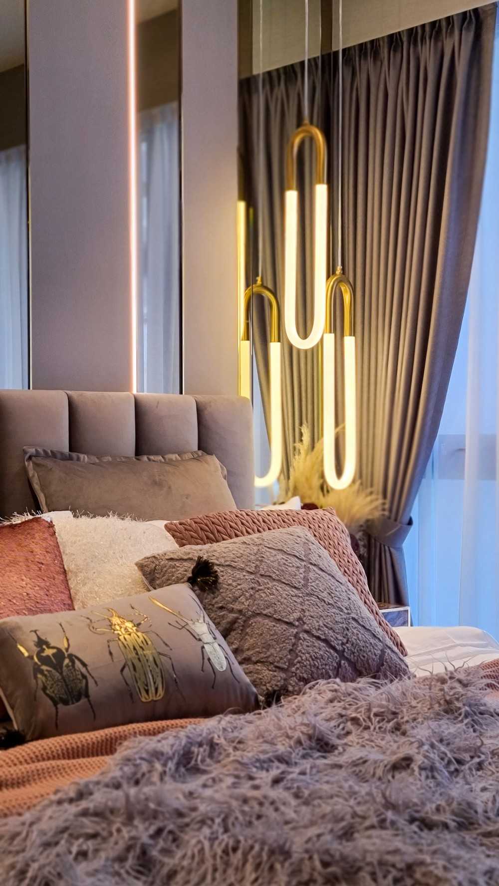 Modern Bedroom with Built-in Bed and Closet