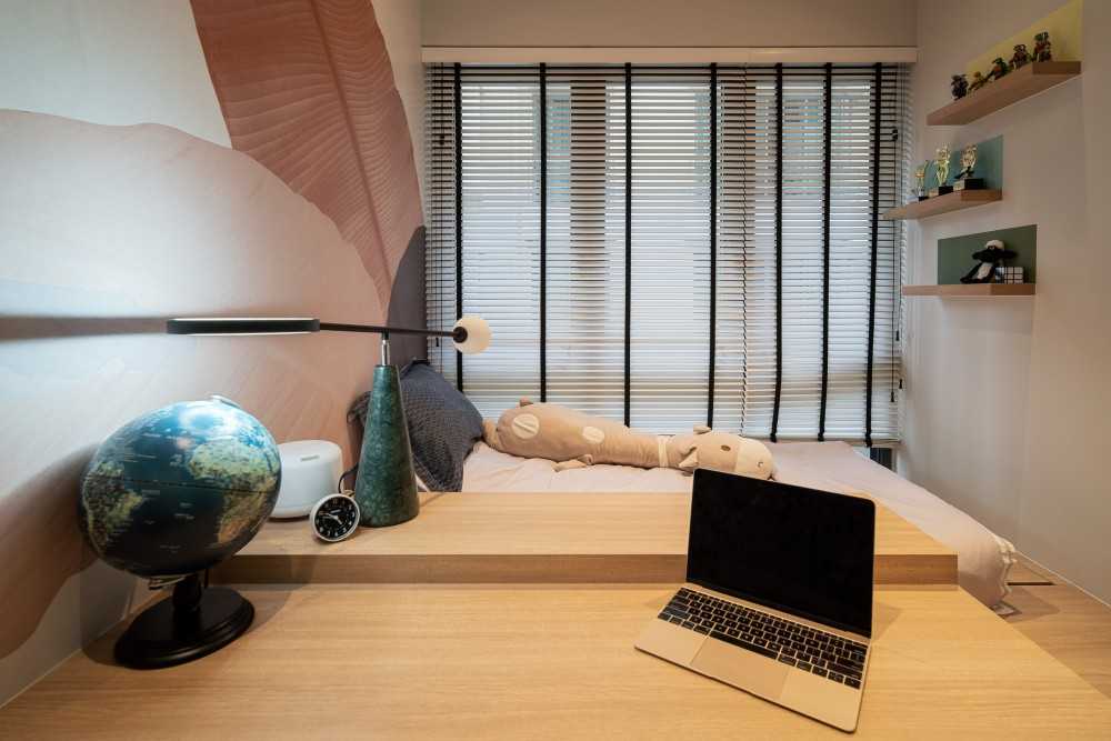 Modern Kids Room with Bookshelf and Platform Bed