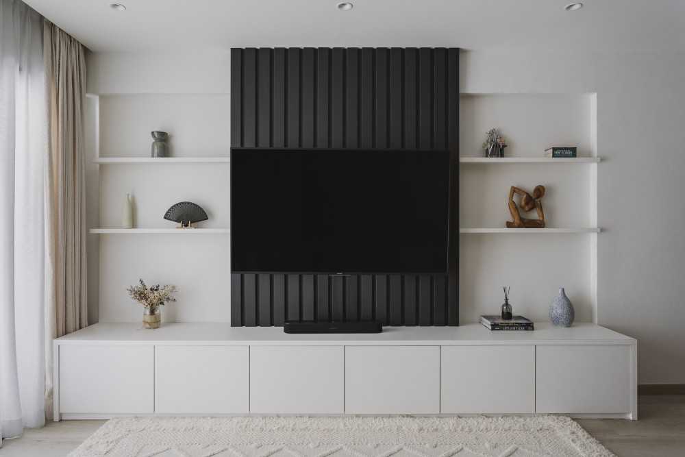 Modern Living Room with Carpet and Curtain