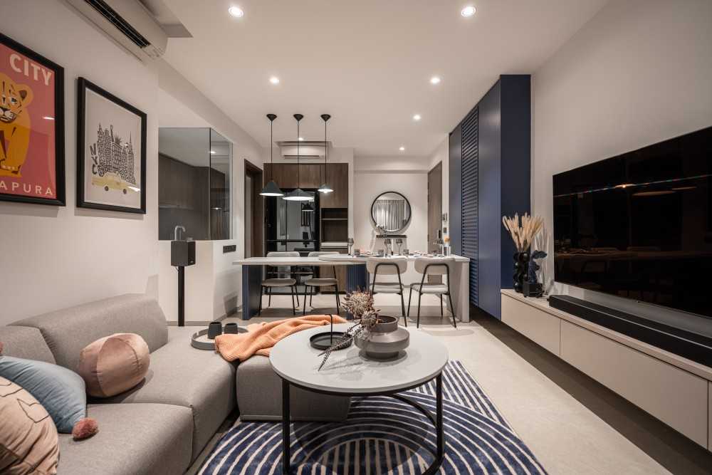 Modern Living Room with Sofa and Armchairs