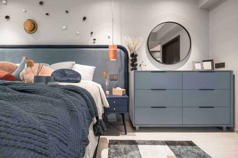 Modern Bedroom with Cove Lighting and Bedside Table
